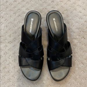 Naturalizer sandals NWOT